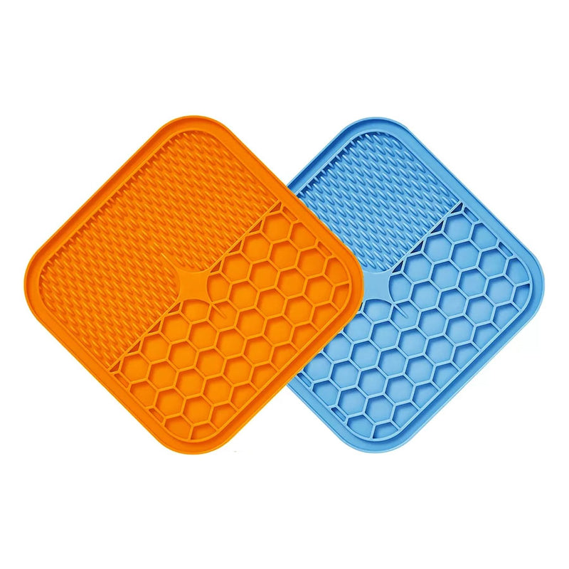 Honey comb pattern themed dog silicone lick mat